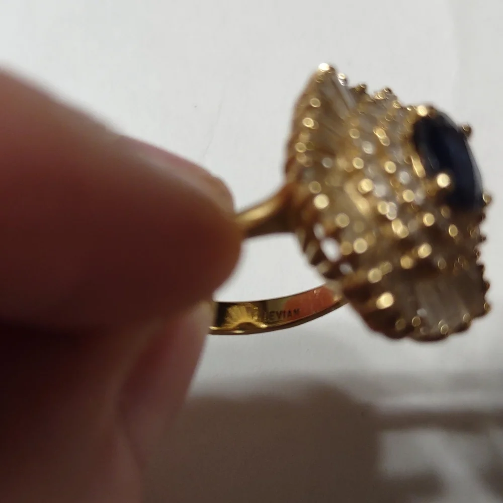 Levian 14kt yellow gold diamond blue sapphire ring - Picture 10 of 13